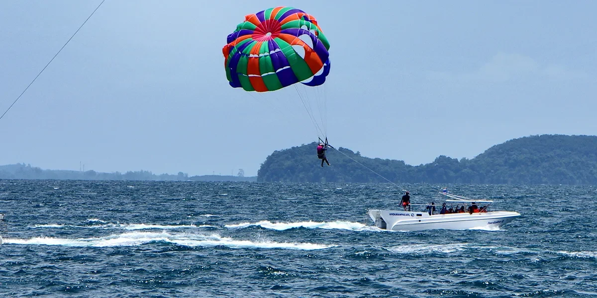 Parasailing-in-Sharm-(Parasail-Behind-the-Boat)3