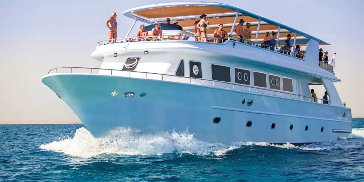 Private-Yacht-Charter-in-Sharm-El-Sheikh​-(-Daily-individual-rentals-available-)3